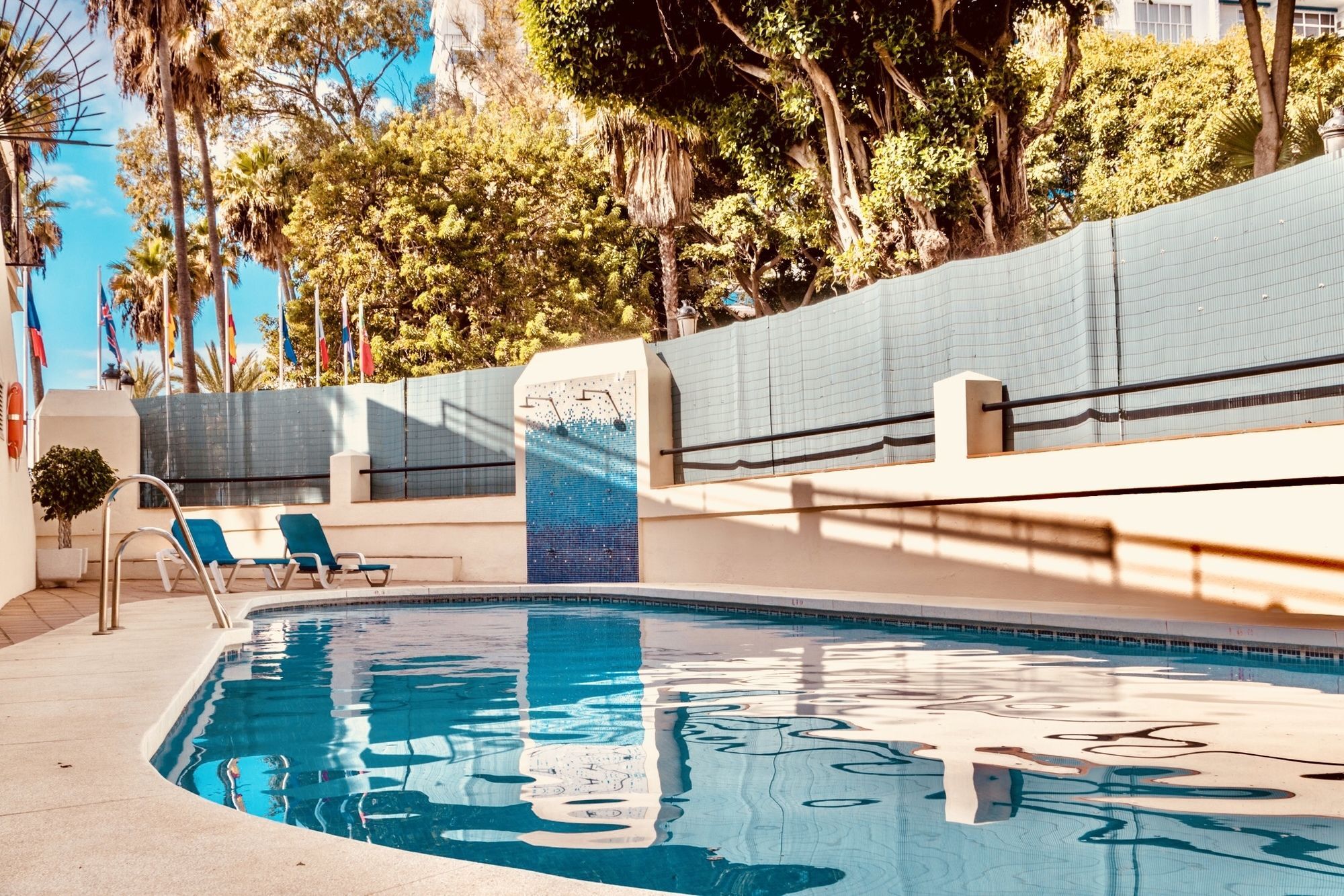 Eden Roc Front Apartamento